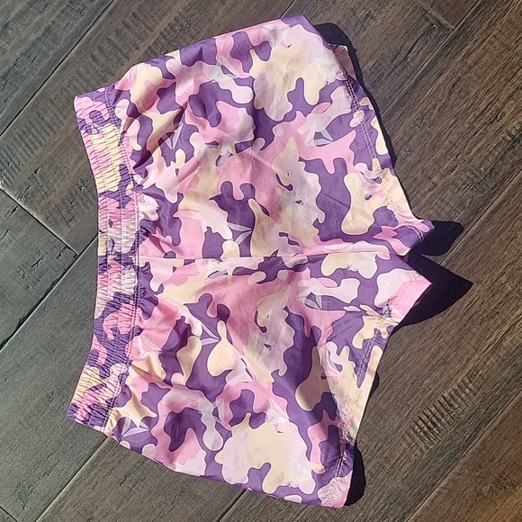 Reebok Girl Camo Short L (10/12) - Picture 2 of 4